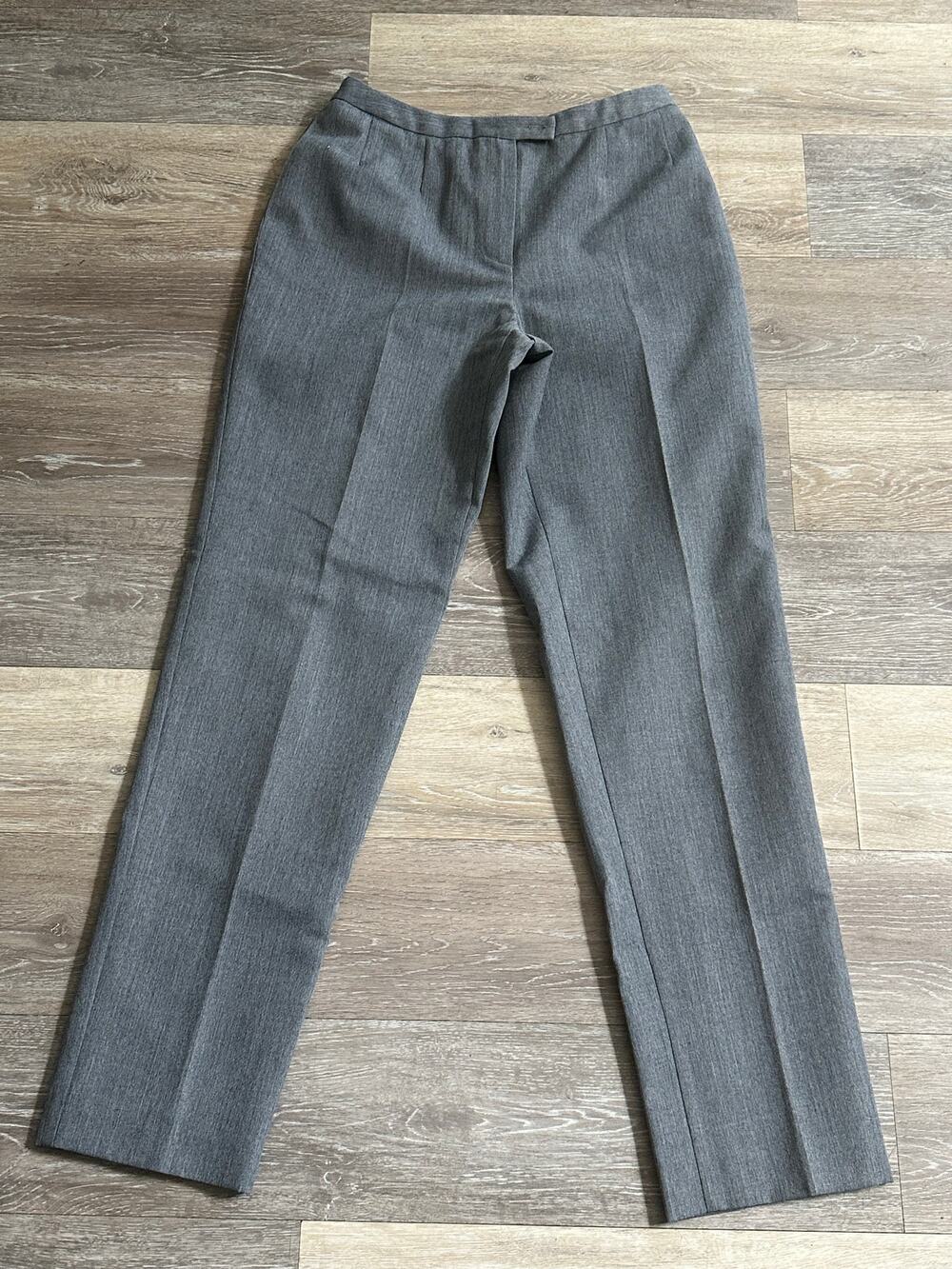 Harve Benard Women's Gray Dress Pants Size 6